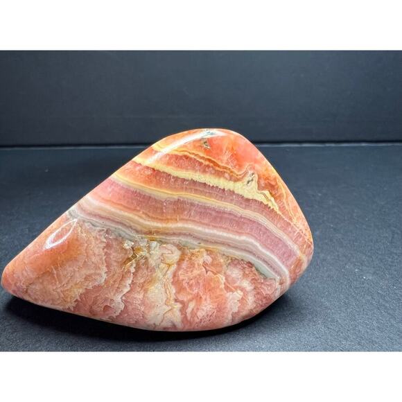 Argentinian polished rhodochrosite stone 62.26 grams - Picture 1 of 7